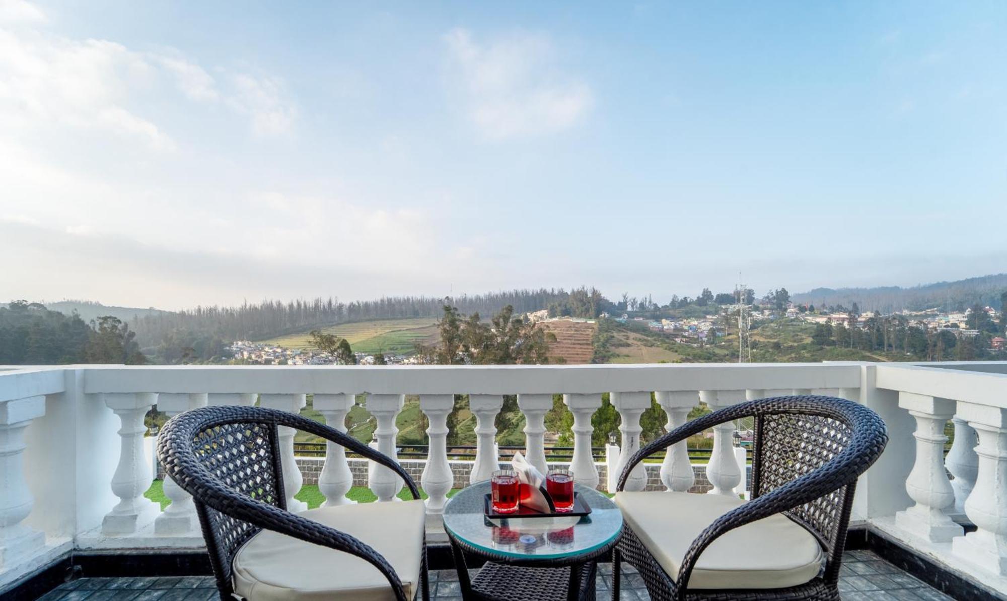 Treebo Skydale Premium Suites, 1500 Mtrs From Ooty Lake 외부 사진